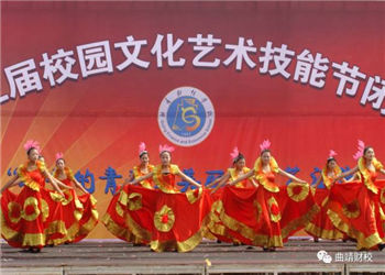 曲靖财经学校2019年五年制大专录取分数线