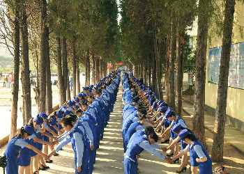 云南台湘科技学校2019年五年制大专招生电话