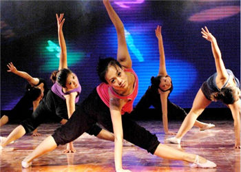 昆明艺术学院2020年五年制大专报名费是多少