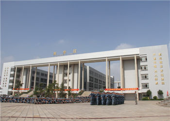 云南曲靖农校五年制大专2022年收费标准是多少(图1)