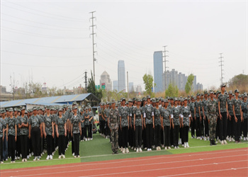 昆明民族中等专业学校2023年五年制高职报名时间(图1)