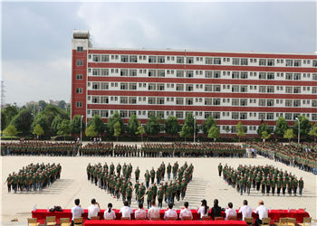 曲靖技师学校2023年五年制学费多少钱(图1) 曲靖技师学校2023年五年制学费多少钱(图1)