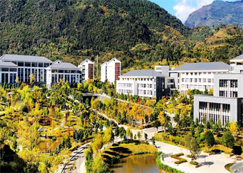 云南体育运动职业技术学院2025年五年制大专录取分数线