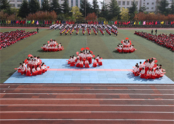 曲靖应用技术学校2025年五年制大专报名时间