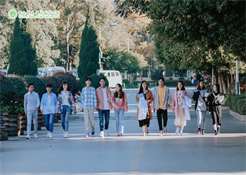 云南五年制大专2025年云南医药健康职业学院招生简章