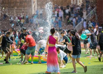 云南经贸外事职业学院2025年五年制大专招生电话