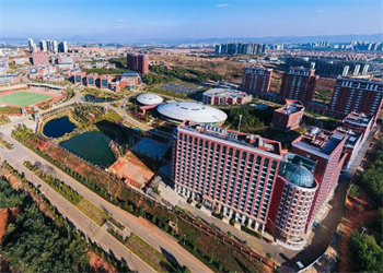 云南经贸外事职业学院2025年五年制大专录取分数线