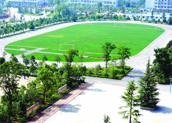 曲靖财经学校2025年五年制大专招生计划