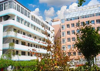 昆明市旅游职业中学2025年五年制大专招生计划